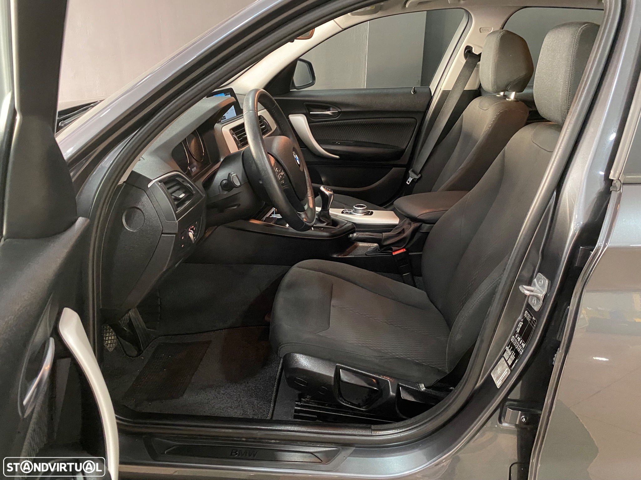 BMW 116 d EfficientDynamics - 11