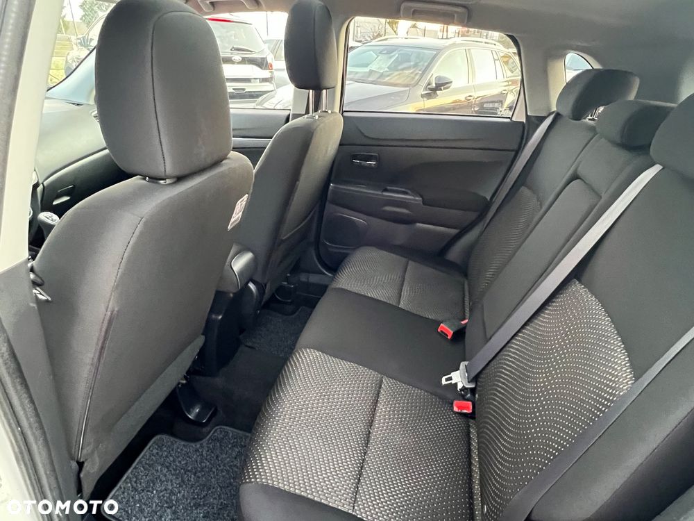 Mitsubishi ASX 1.6 Intense Plus Navi Blue Edition - 6