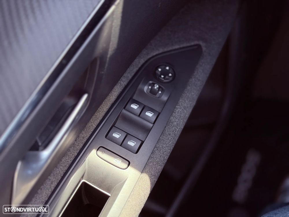 Peugeot 5008 PureTech 130 Stop & Start Active Business-Pack - 17