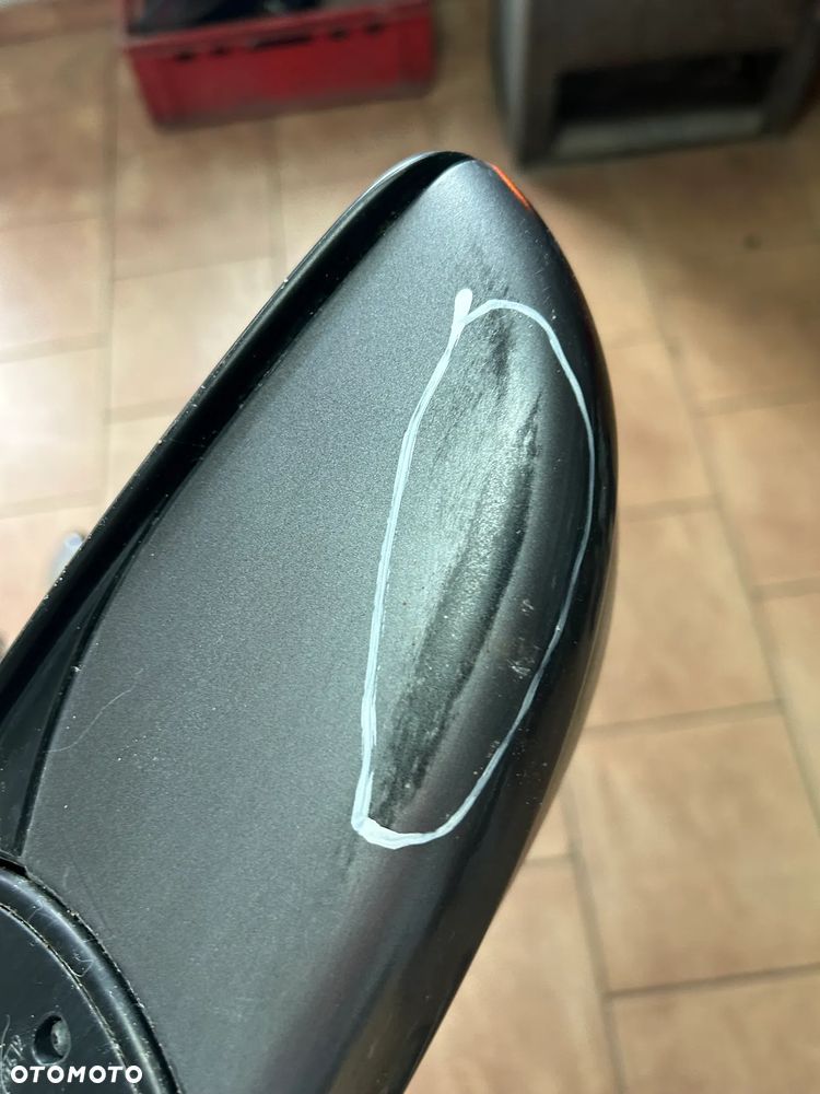 LUSTERKO BMW F10 F11 PRAWE EUROPA A52 3PIN - 4