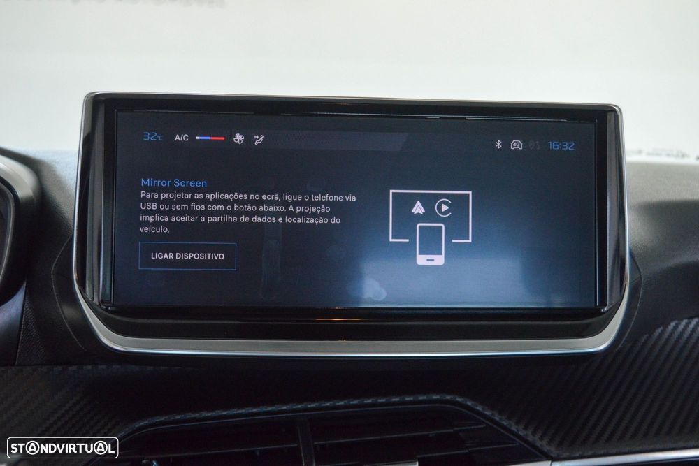 Peugeot 208 1.2 PureTech Active Pack - 38