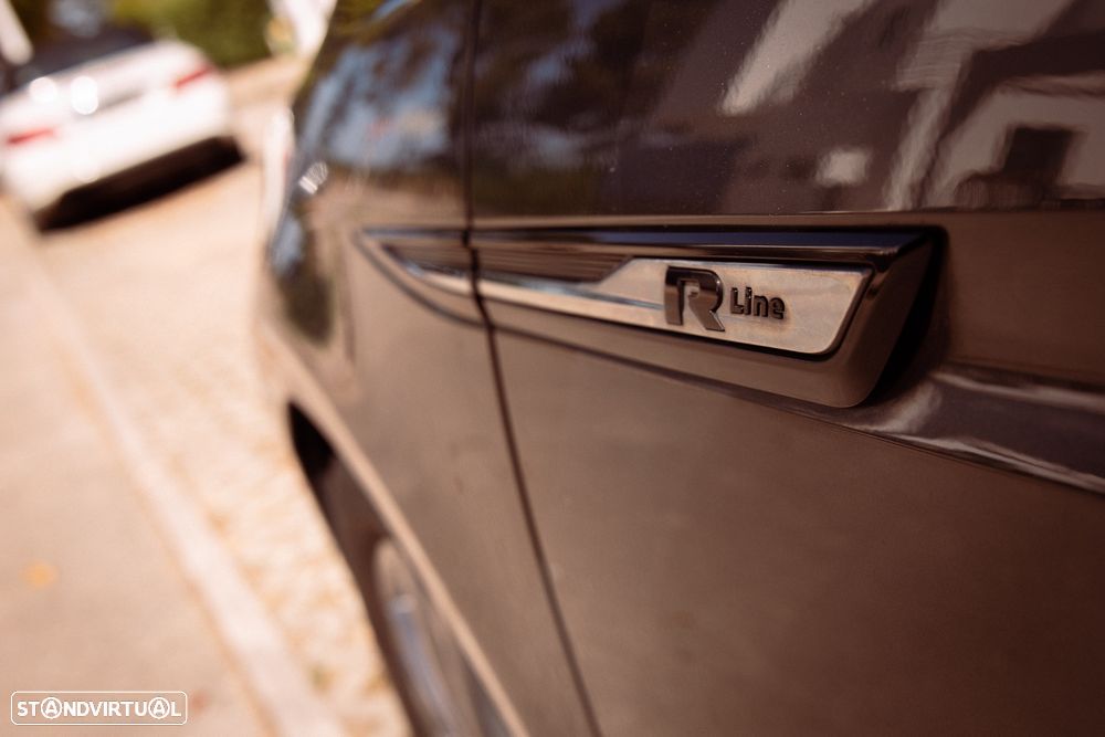 VW Touran 1.6 TDI Highline - 9