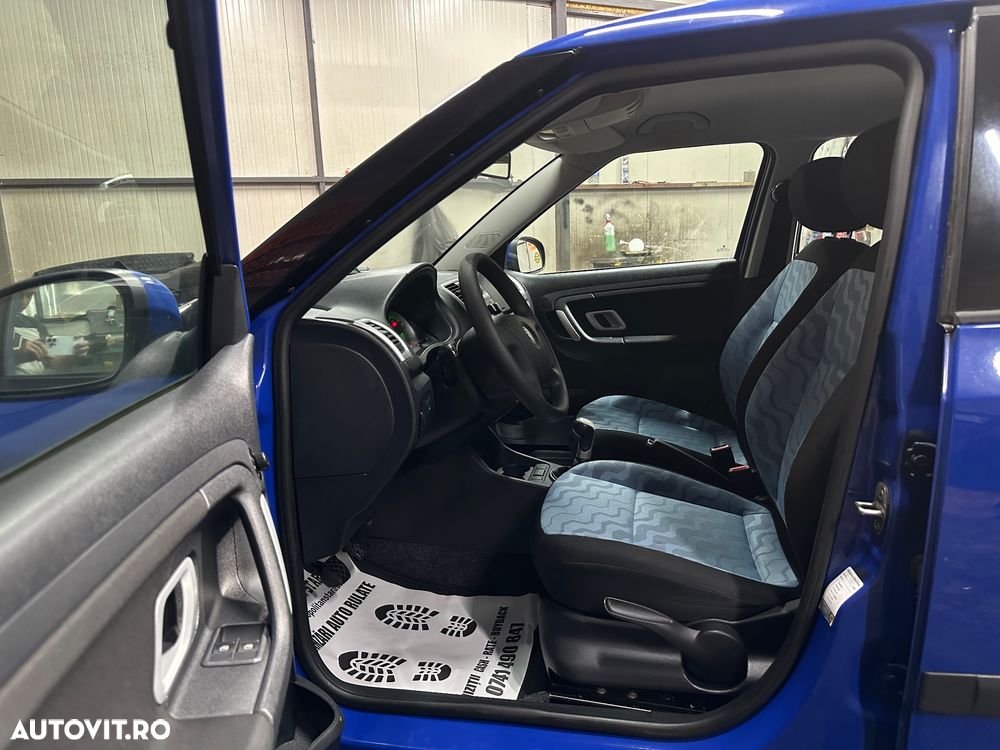 Skoda Fabia 1.2 HTP Elegance - 8