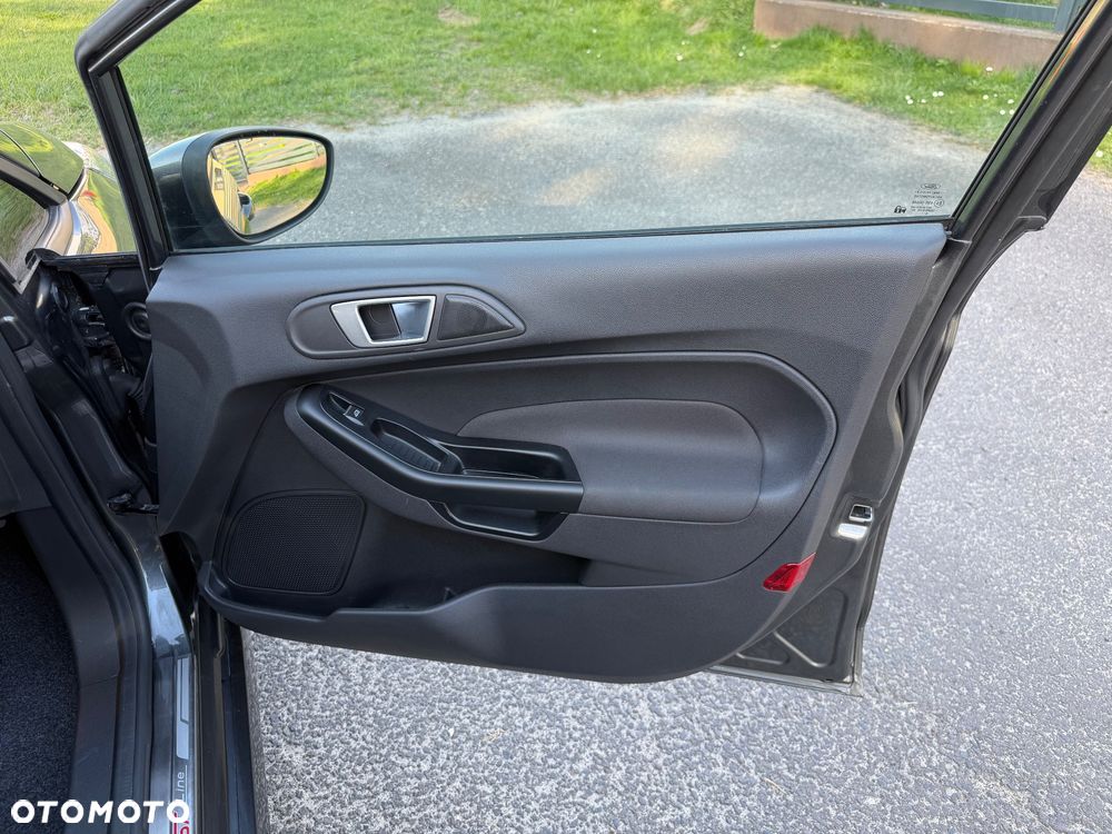 Ford Fiesta 1.0 EcoBoost S&S ST-LINE - 37