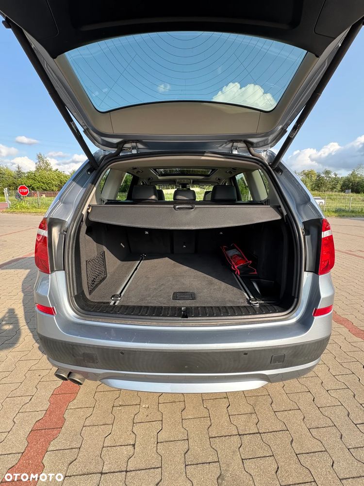 BMW X3 xDrive28i - 18