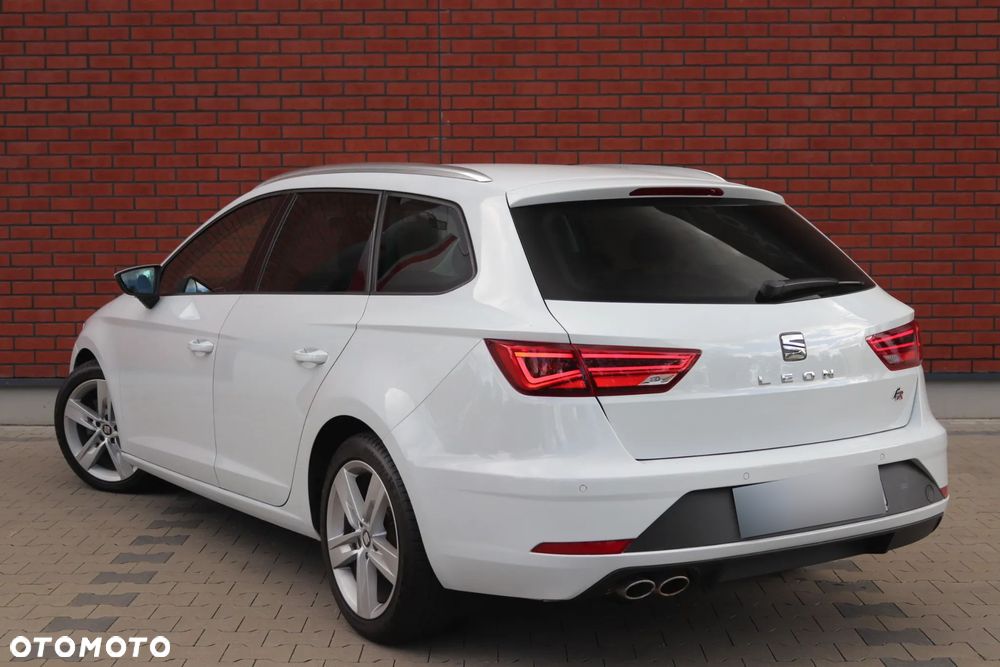 Seat Leon 2.0 TDI DPF DSG FR - 4