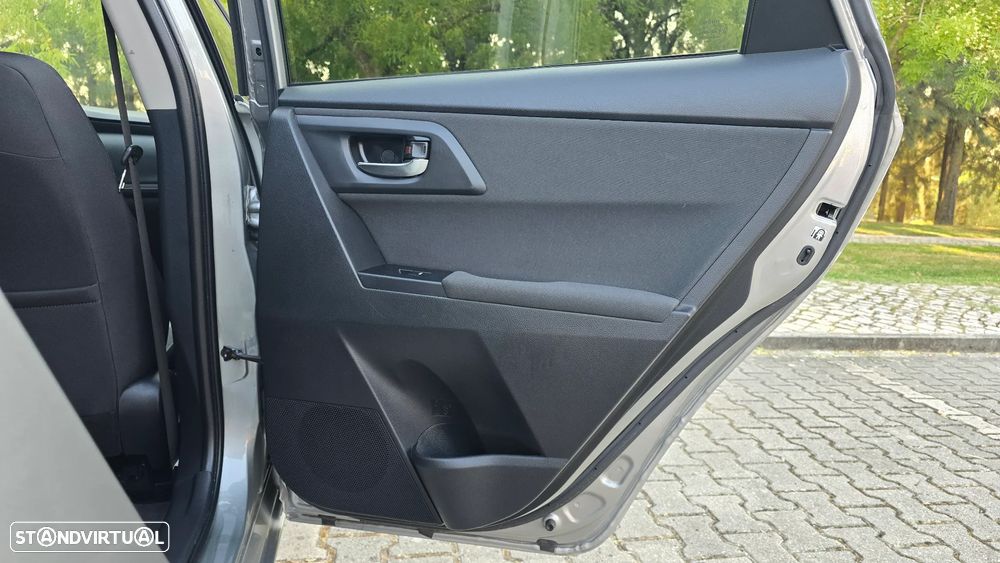 Toyota Auris 1.2T Comfort+Pack Techno +P.Sport — fotografia 53