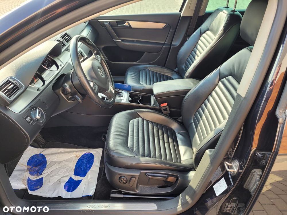 Volkswagen Passat 2.0 Blue TDI DSG SCR Highline - 14
