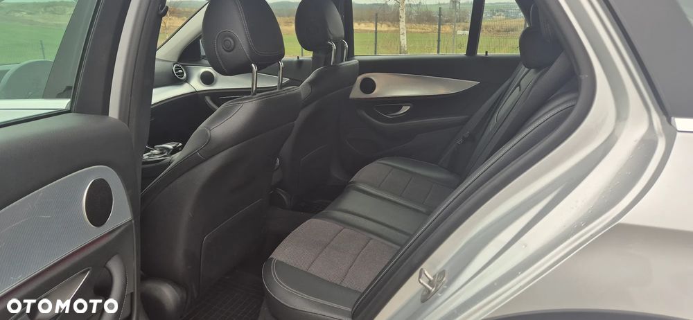 Mercedes-Benz Klasa E 220 d 4-Matic All-Terrain - 7
