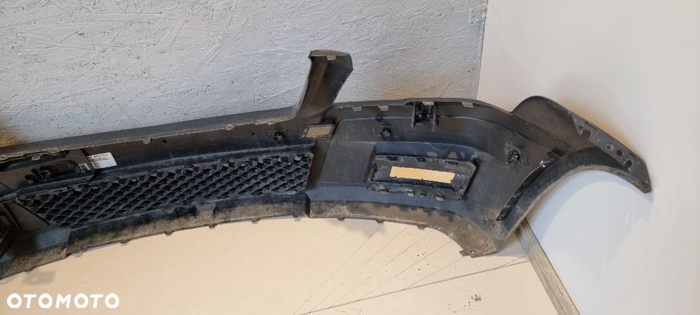 Zderzak przód MERCEDES W204 GLK '08-'12 - 11