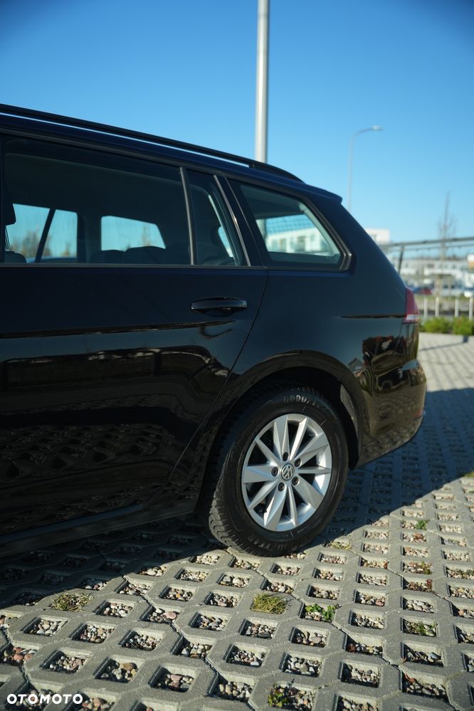 Volkswagen Golf 1.6 TDI BMT Comfortline - 14