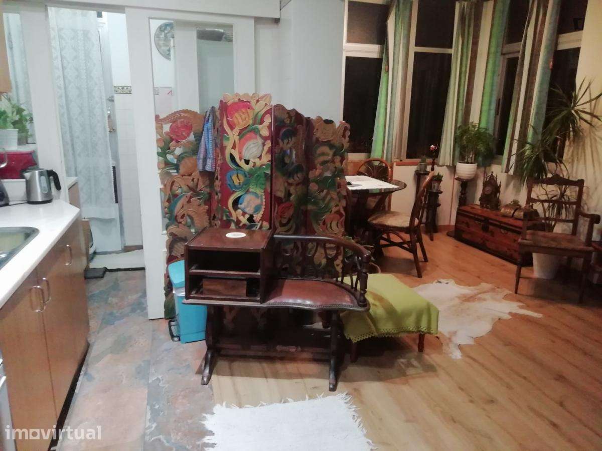 Quarto - localizado em Amadora Lisbon - Grande imagem: 3/19