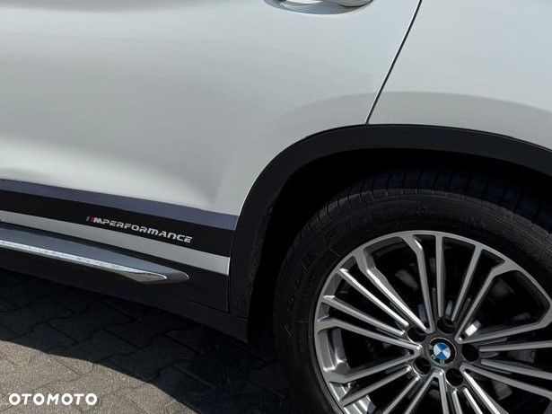 BMW X3 xDrive20d Luxury Line - 9