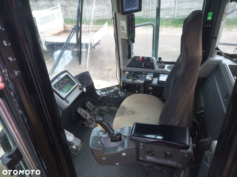 Caterpillar CAT 980M rok 2018 waga 30ton , łyżka 6m3 - 8