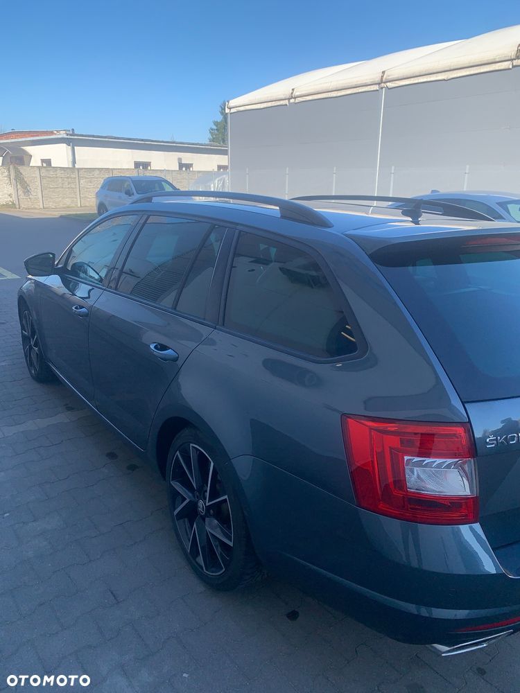 Skoda Octavia 2.0 TDI RS DSG - 15