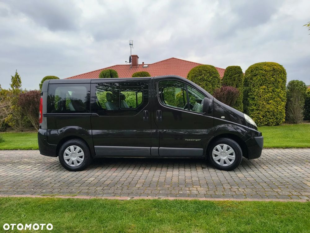 Renault Trafic L1H1 Passenger Lux - 4