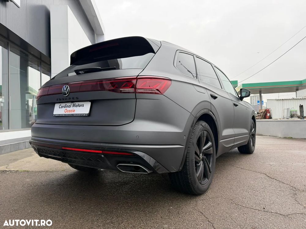 Volkswagen Touareg V6 TDI 4MOTION R-Line - 4