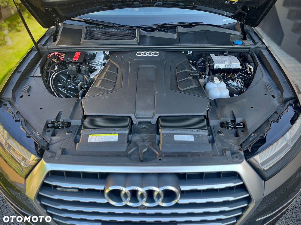 Audi Q7 - 7