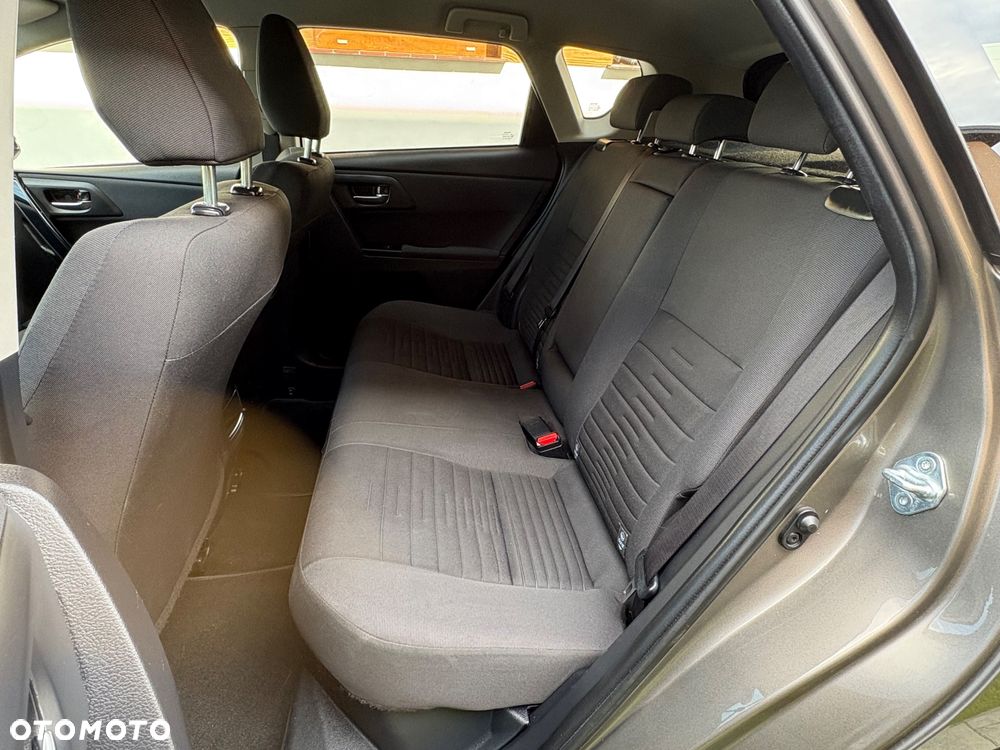 Toyota Auris - 21
