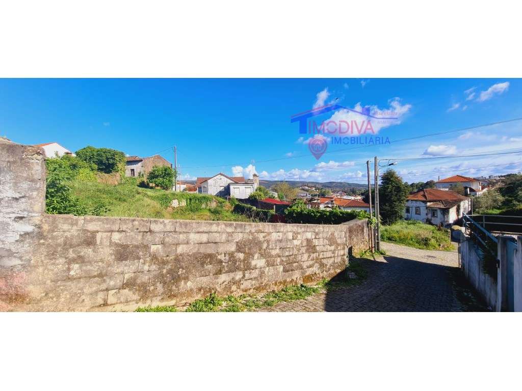 Terreno urbano em Castanheira de Pera - Grande imagem: 3/12