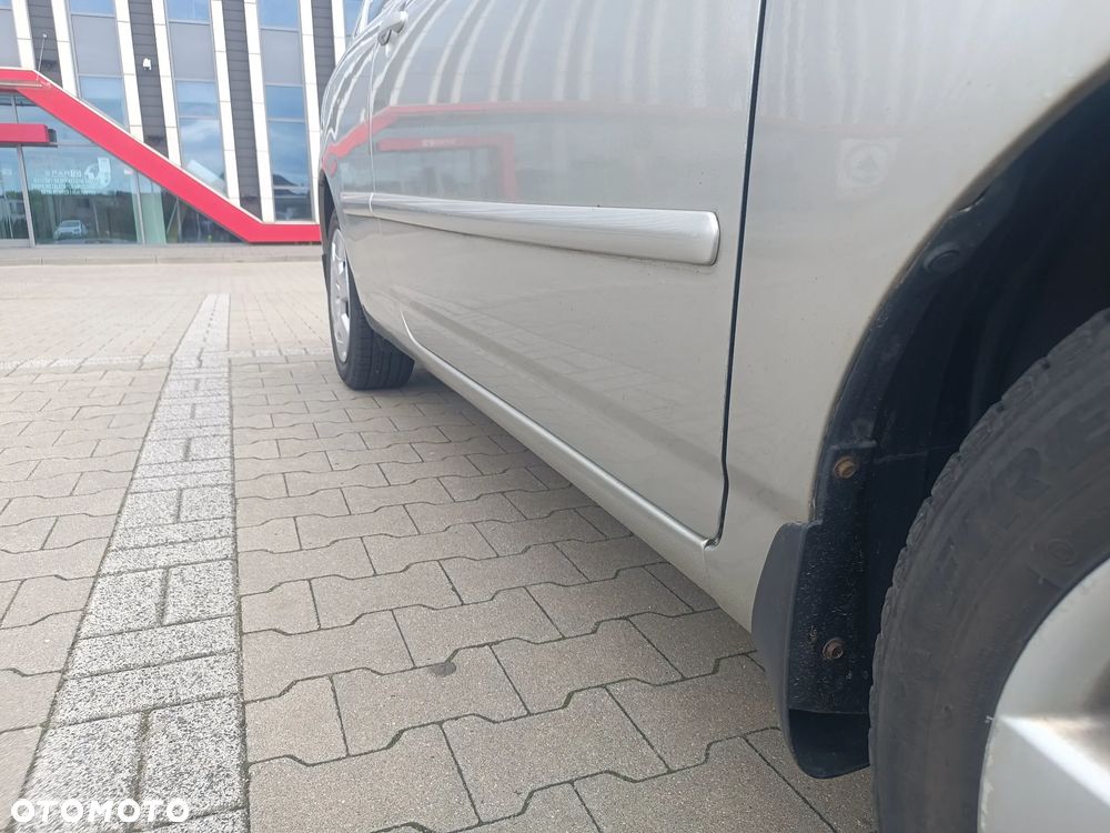 Toyota Corolla 1.6 VVT-i Luna - 11