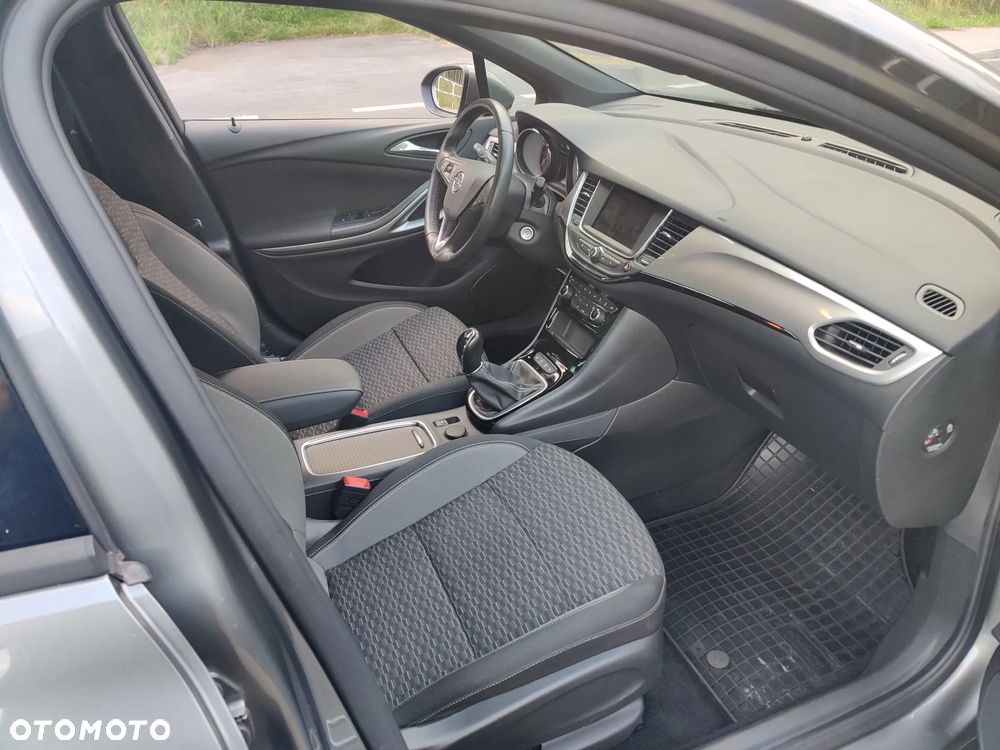 Opel Astra 1.2 T GS Line S&S - 13