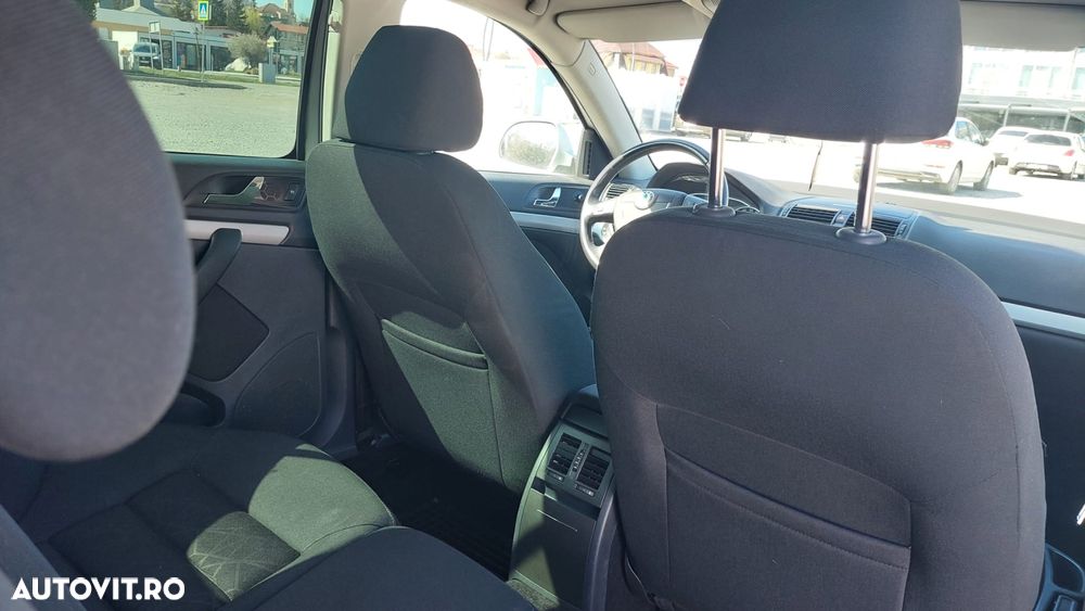 Skoda Octavia 1.4 TSI Ambiente DSG - 3