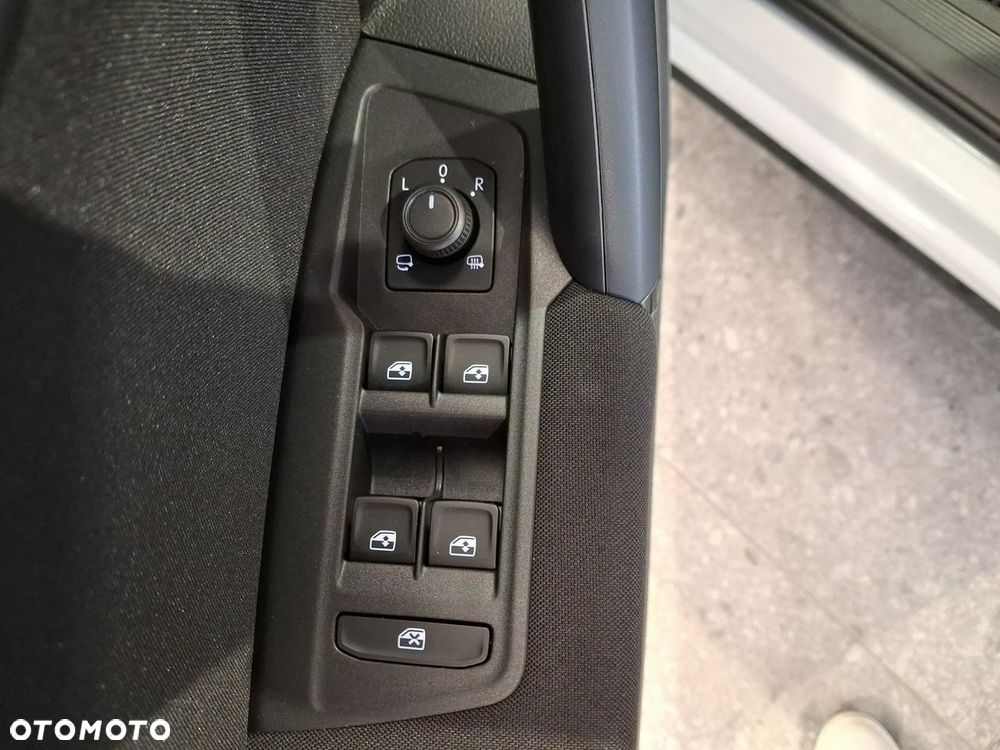 Volkswagen Tiguan - 19