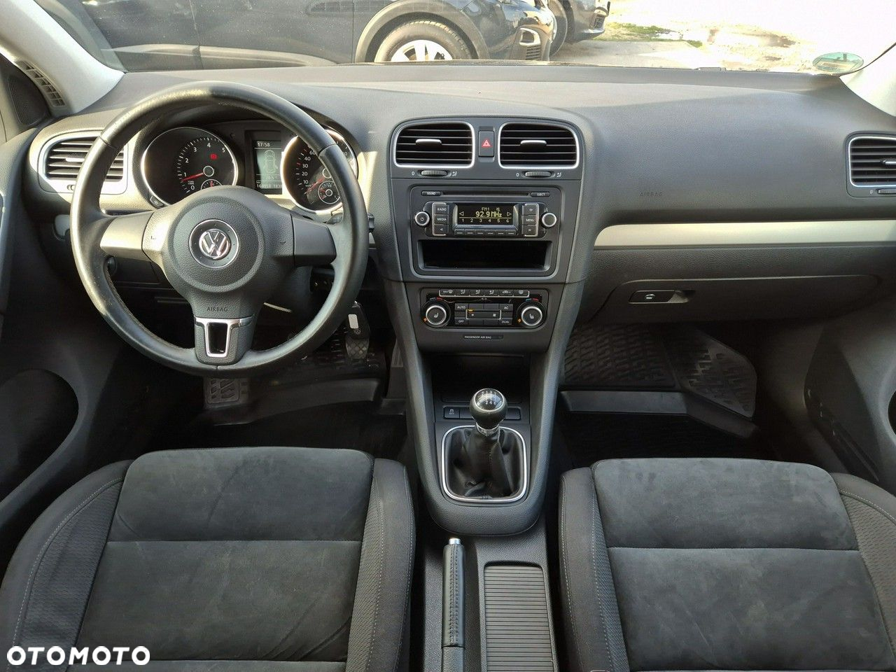 Volkswagen Golf 1.4 TSI Highline - 23