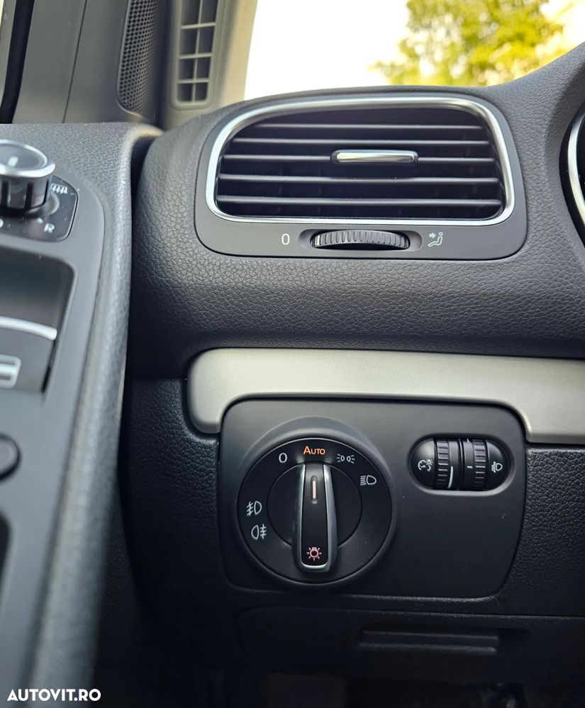 Volkswagen Golf 1.4 TSI DSG Highline - 24