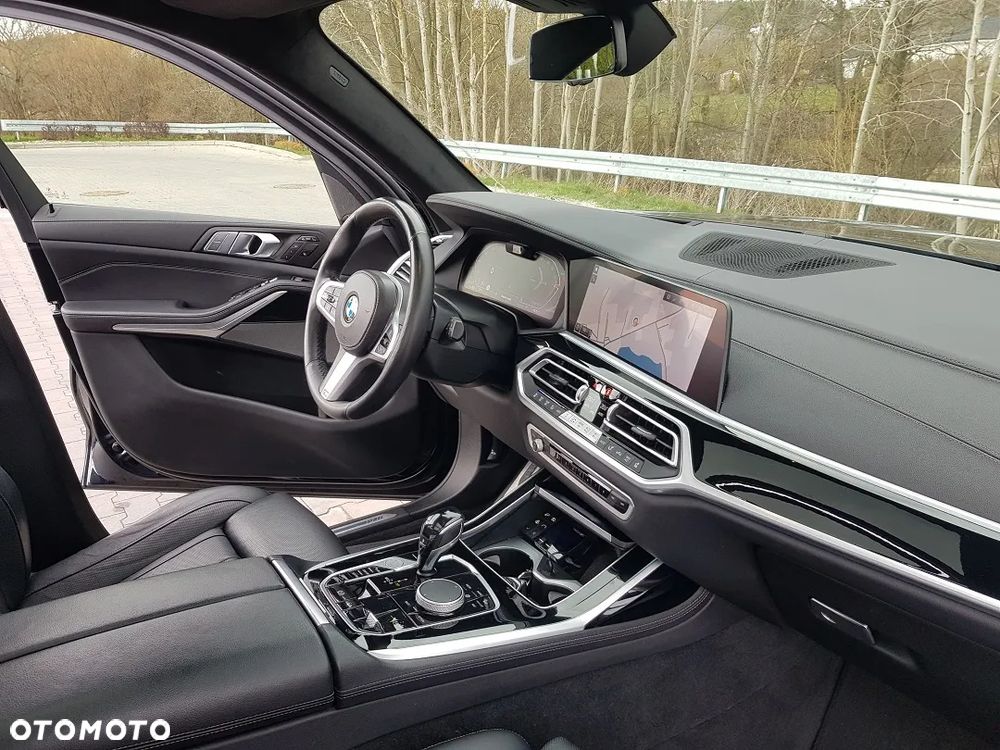 BMW X7 - 23