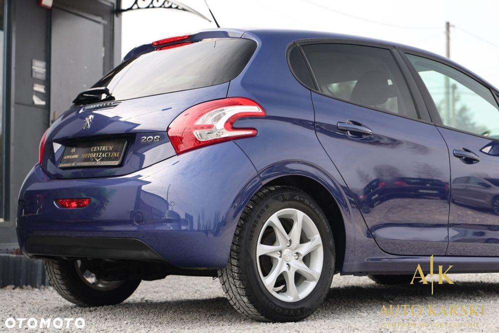 Peugeot 208 - 11