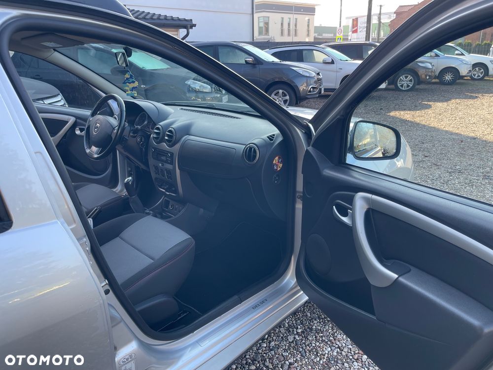 Dacia Duster 1.6 SCe Ambiance S&S - 12