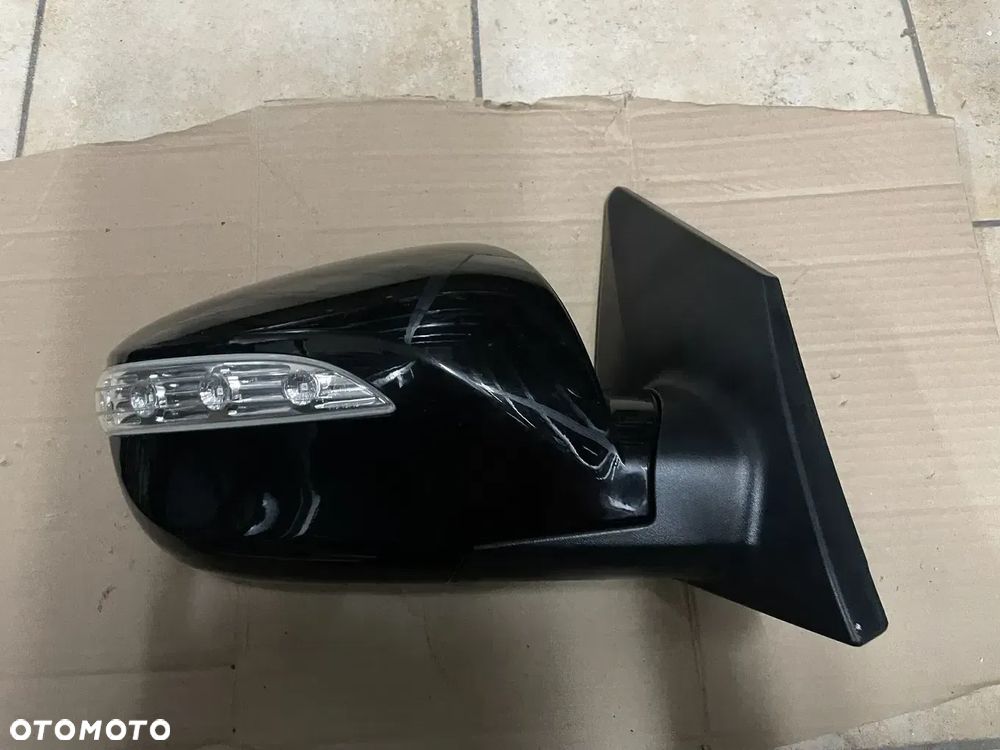 Lusterko prawe Hyundai ix35 8PIN (czarne) - 2