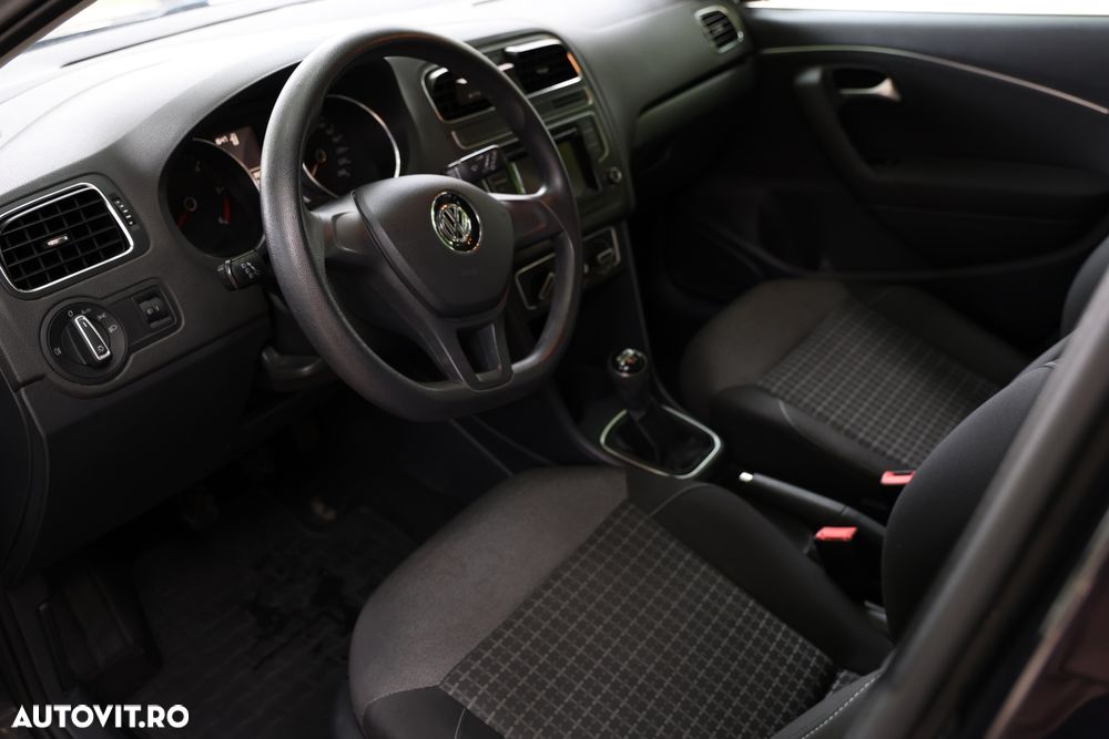 Volkswagen Polo 1.4 TDI (Blue Motion Technology) Comfortline - 5