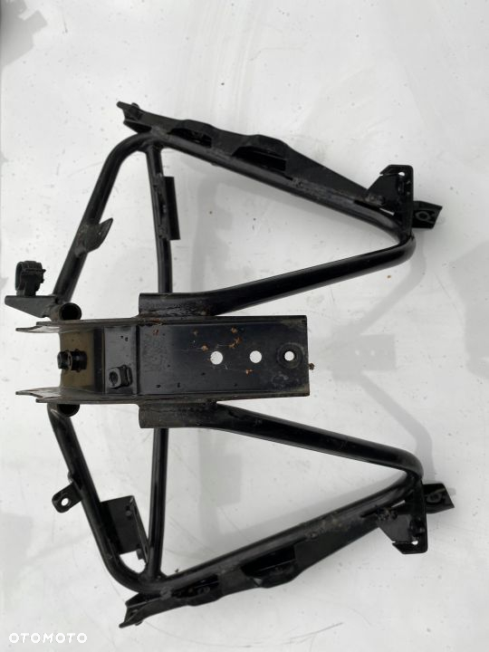 Stelaż przód Piaggio X10 125/350cm 16r - 2