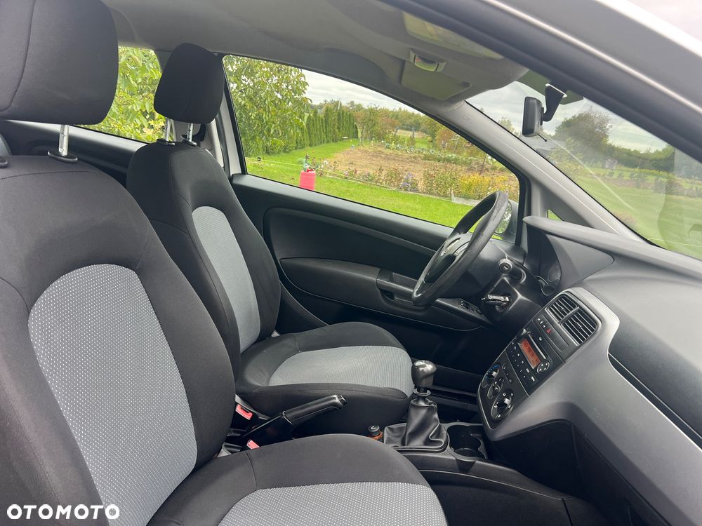 Fiat Grande Punto - 5