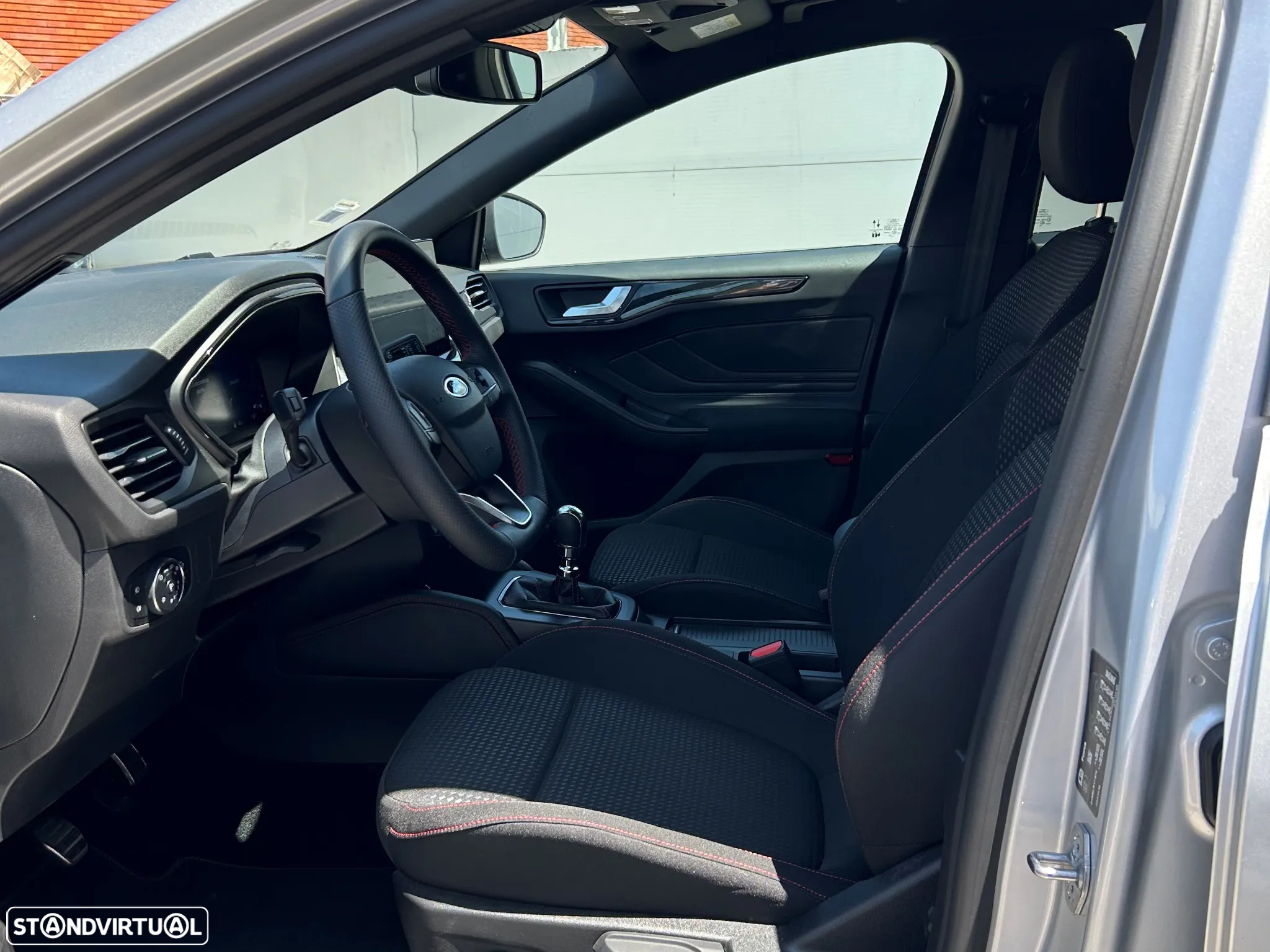 Ford Focus 1.0 EcoBoost ST-Line - 10