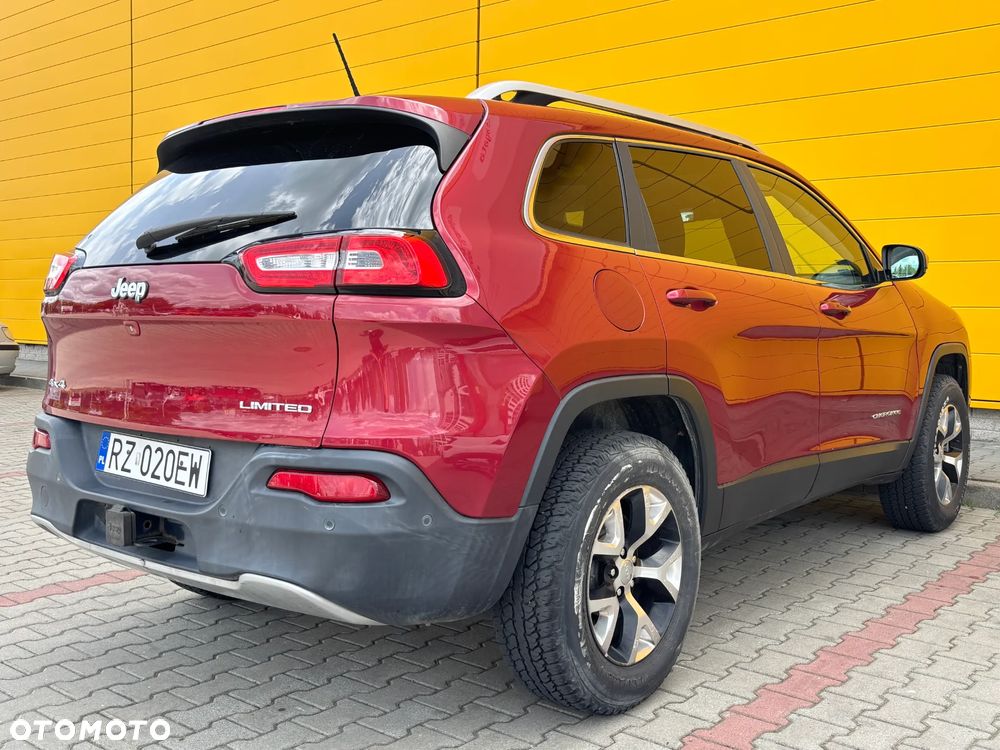 Jeep Cherokee - 6