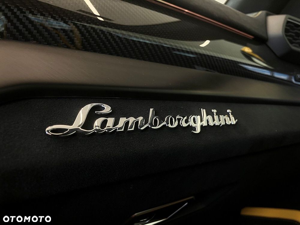 Lamborghini Urus - 25