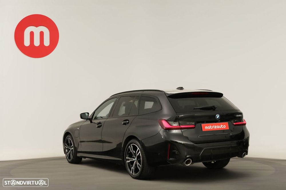 BMW 330 e Edição Desportiva M Auto - 3