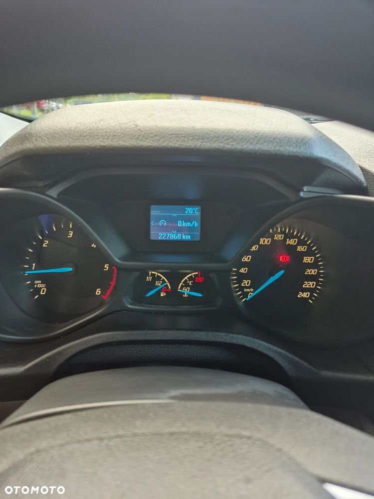 Ford Transit Connect - 9