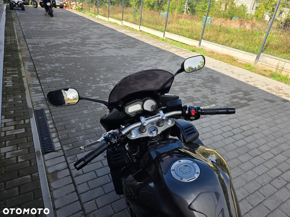 Yamaha FZ - 30