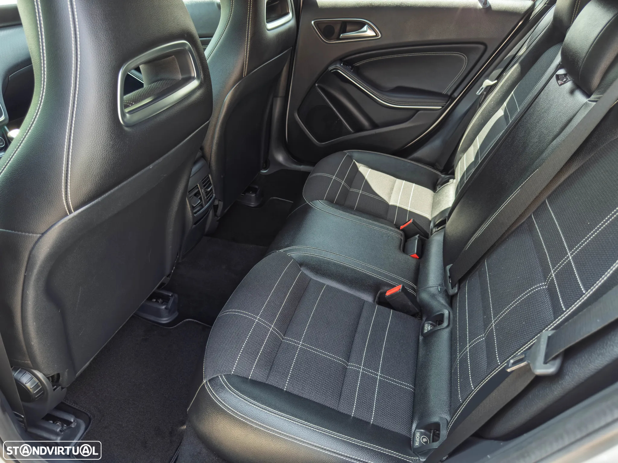 Mercedes-Benz A 180 d Urban - 8
