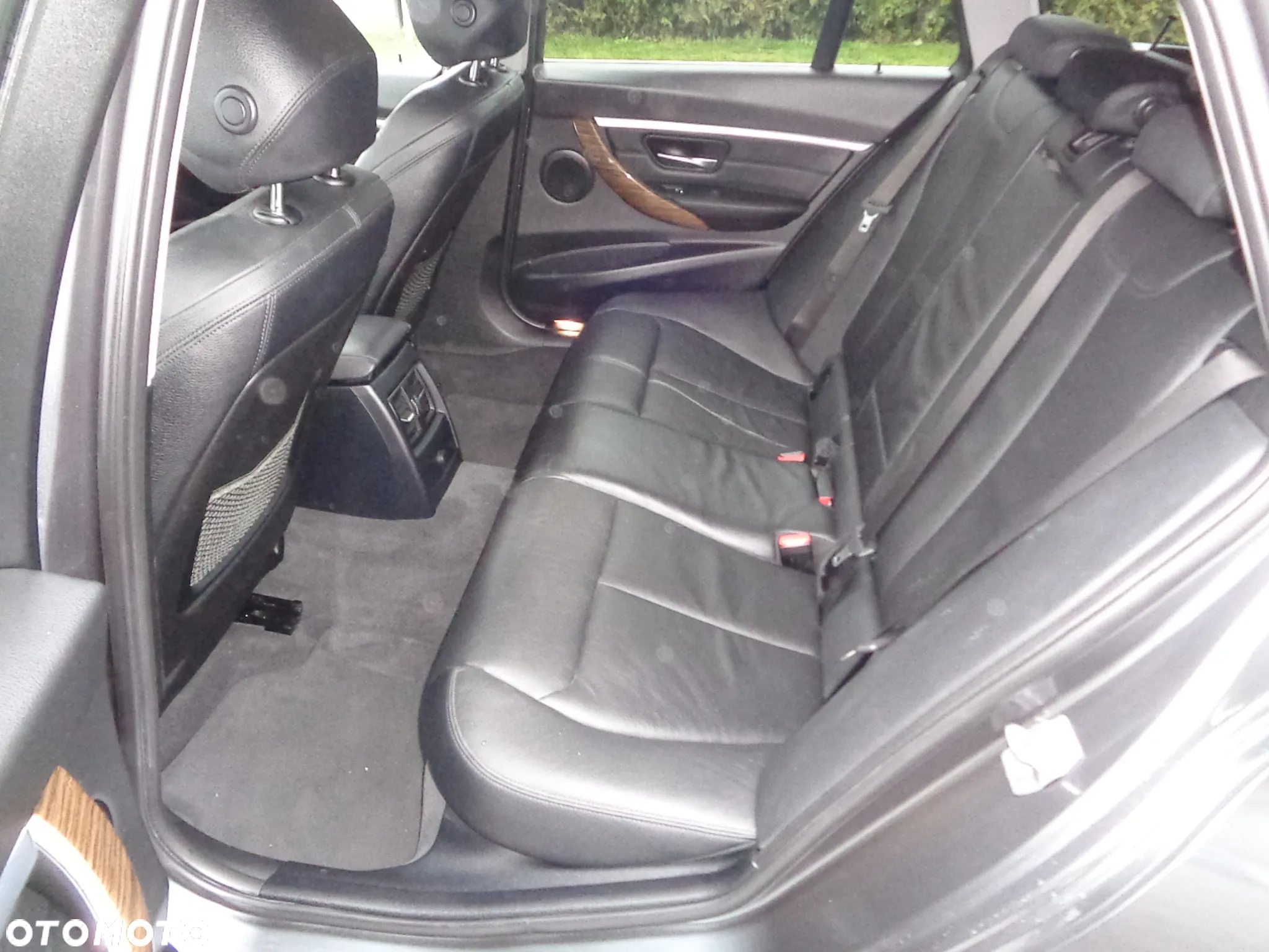 BMW Seria 3 320d Sport Line - 20