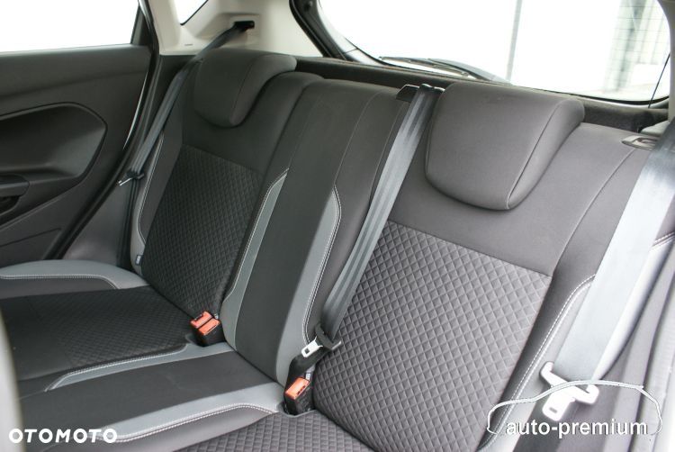 Ford Fiesta 1.25 Titanium - 22