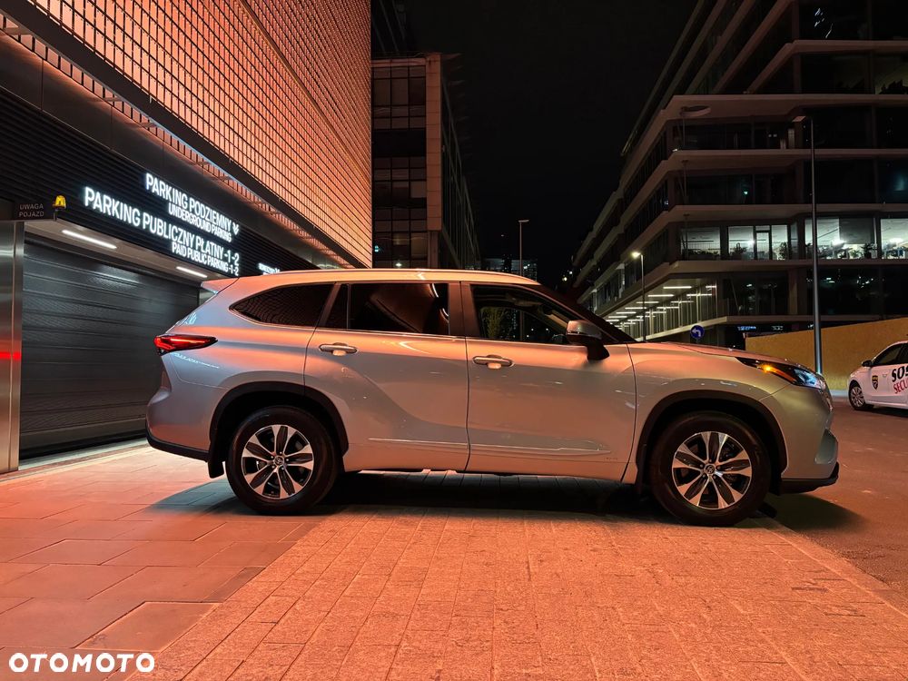 Toyota Highlander 2.5 Hybrid Executive - 4