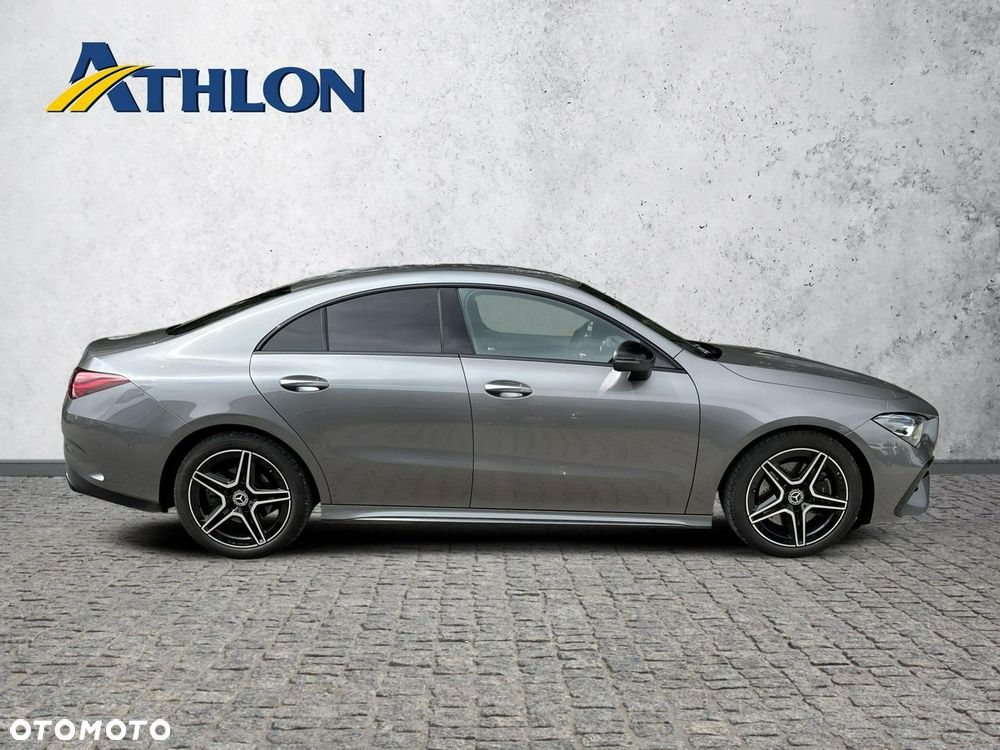 Mercedes-Benz CLA 200 7G-DCT - 6