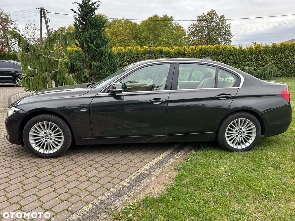 BMW Seria 3 320d Edition Luxury Line Purity - 5
