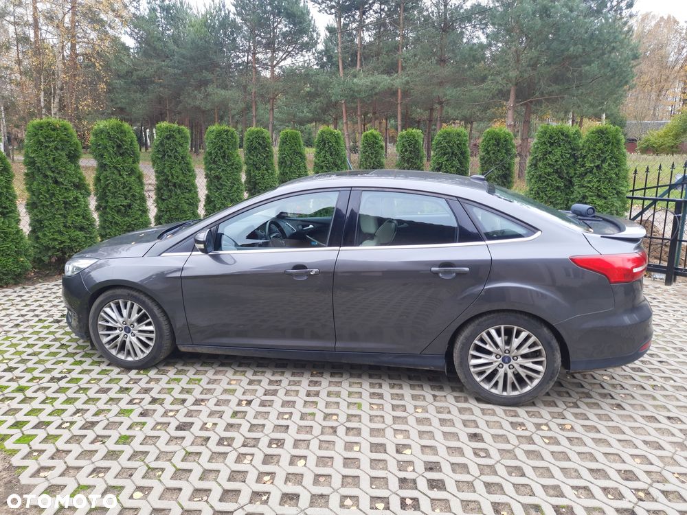 Ford Focus - 1